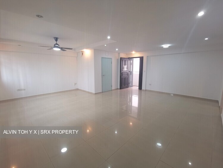 Blk 509A Wellington Circle (Sembawang), HDB 5 Rooms #259397441